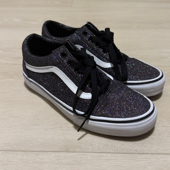 Vans Women's Black and White Glitter Low Top Shoes - Picture 4 of 9
